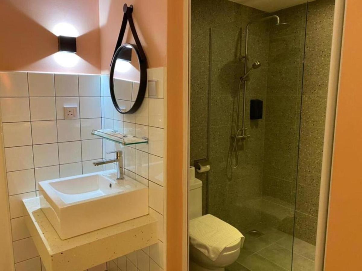 Woco Boutique Hotel Kinrara Puchong Exterior foto