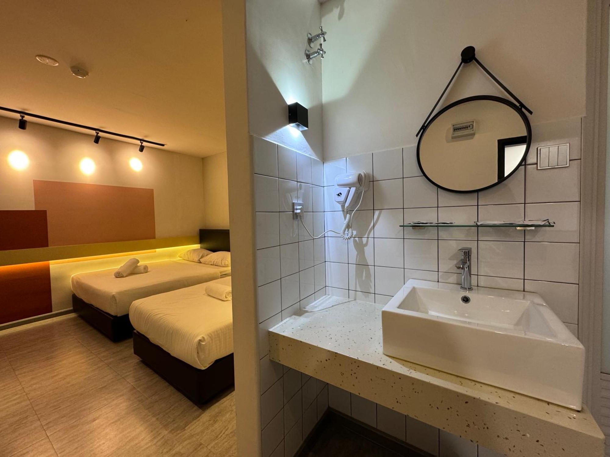 Woco Boutique Hotel Kinrara Puchong Exterior foto